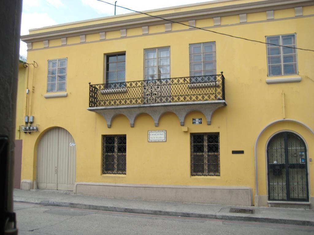 Casa Carmel Bed & Breakfast Guatemala City Exterior photo